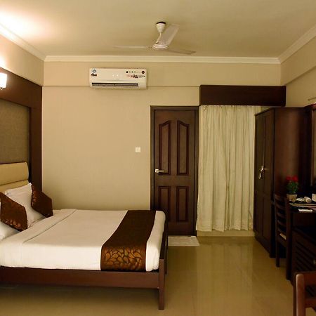 Hotel Pearl International Chennai Ngoại thất bức ảnh